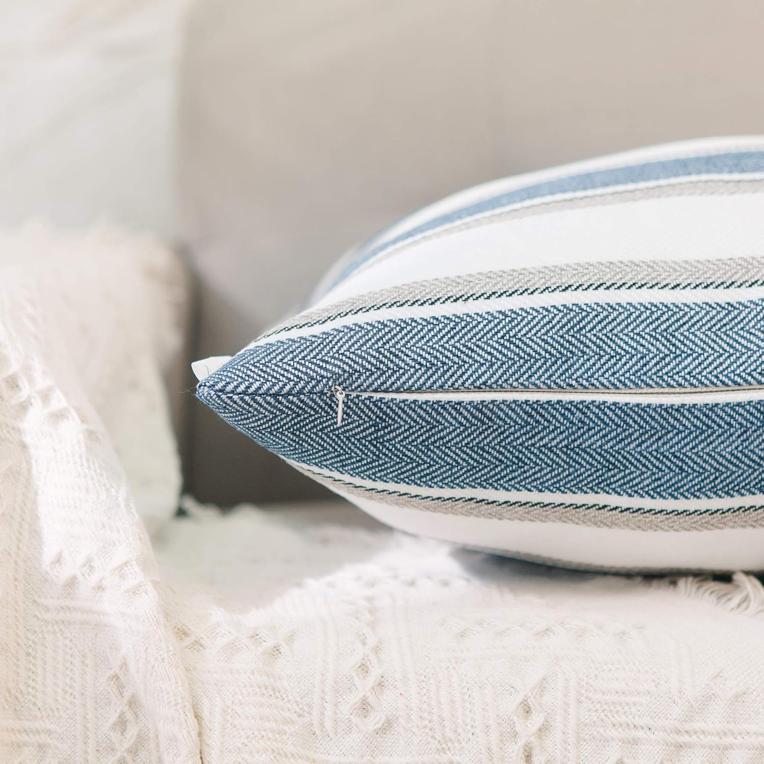 Striped Linen Look Cushion Covers (Pair, 55cm x 55cm): image 3