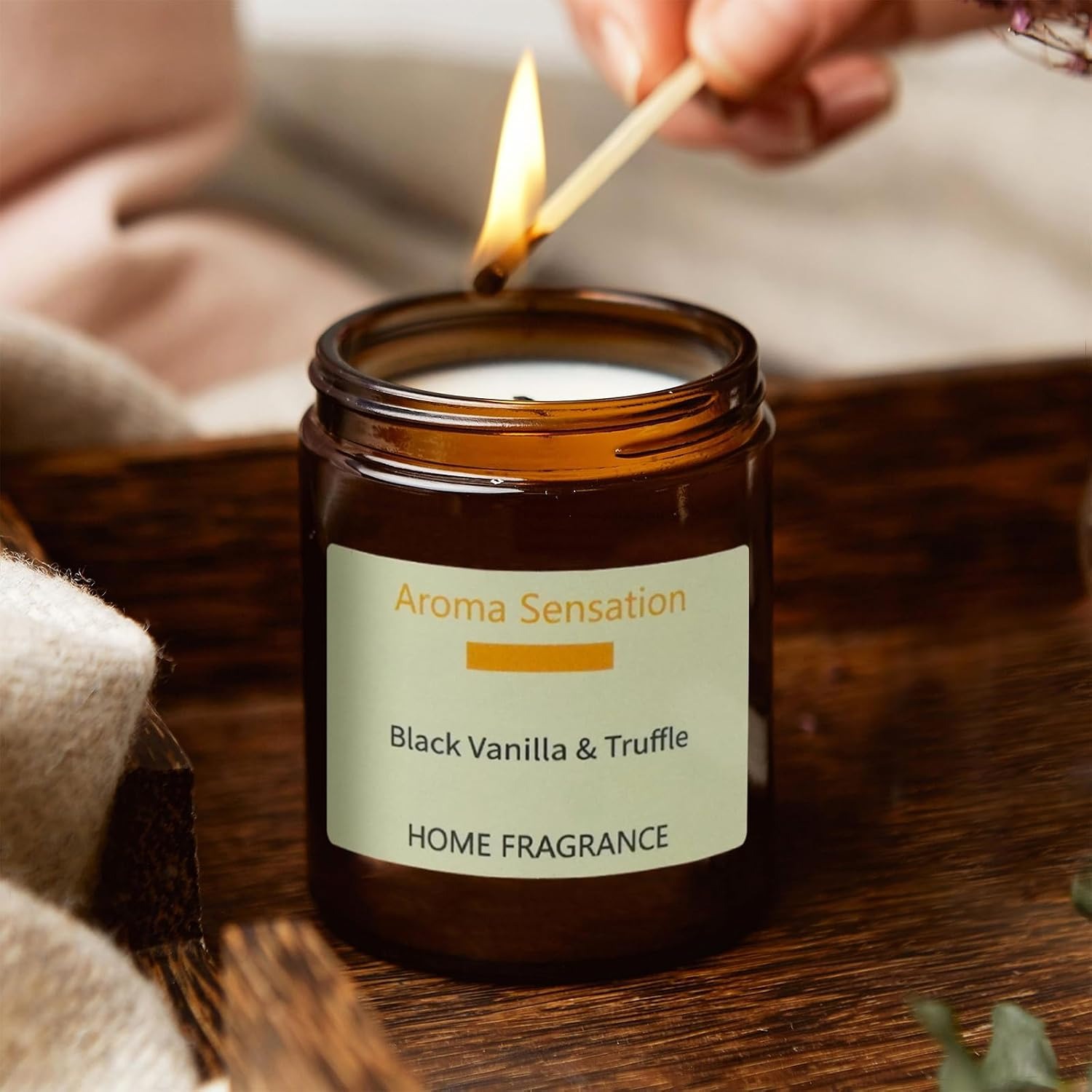 Vanilla Soy Candle in Glass: image 3